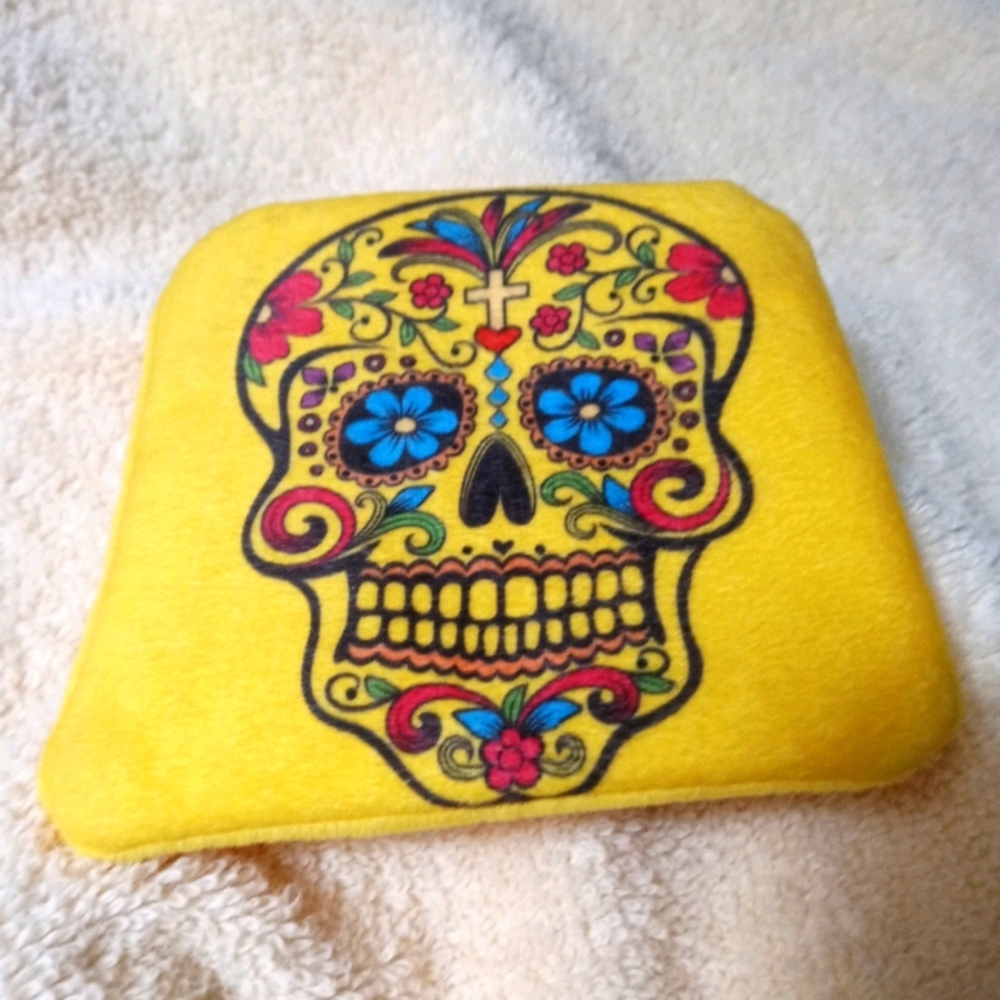 Soft sugar skull change purse